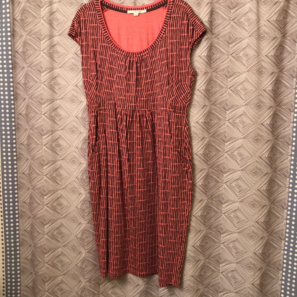 Dress with pockets